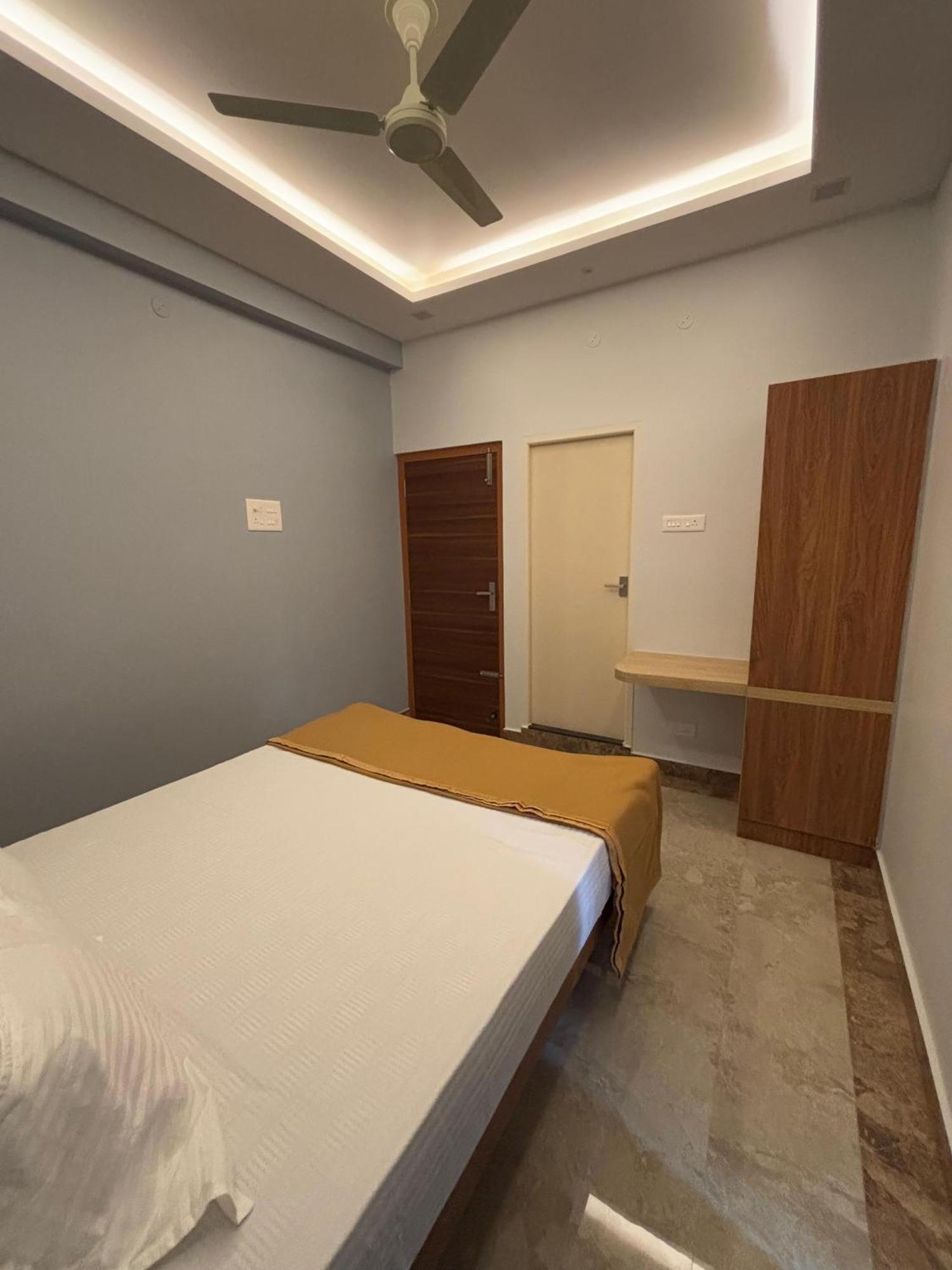 Srirangam Nandavanam Service Apartments Tiruchirappalli Eksteriør bilde