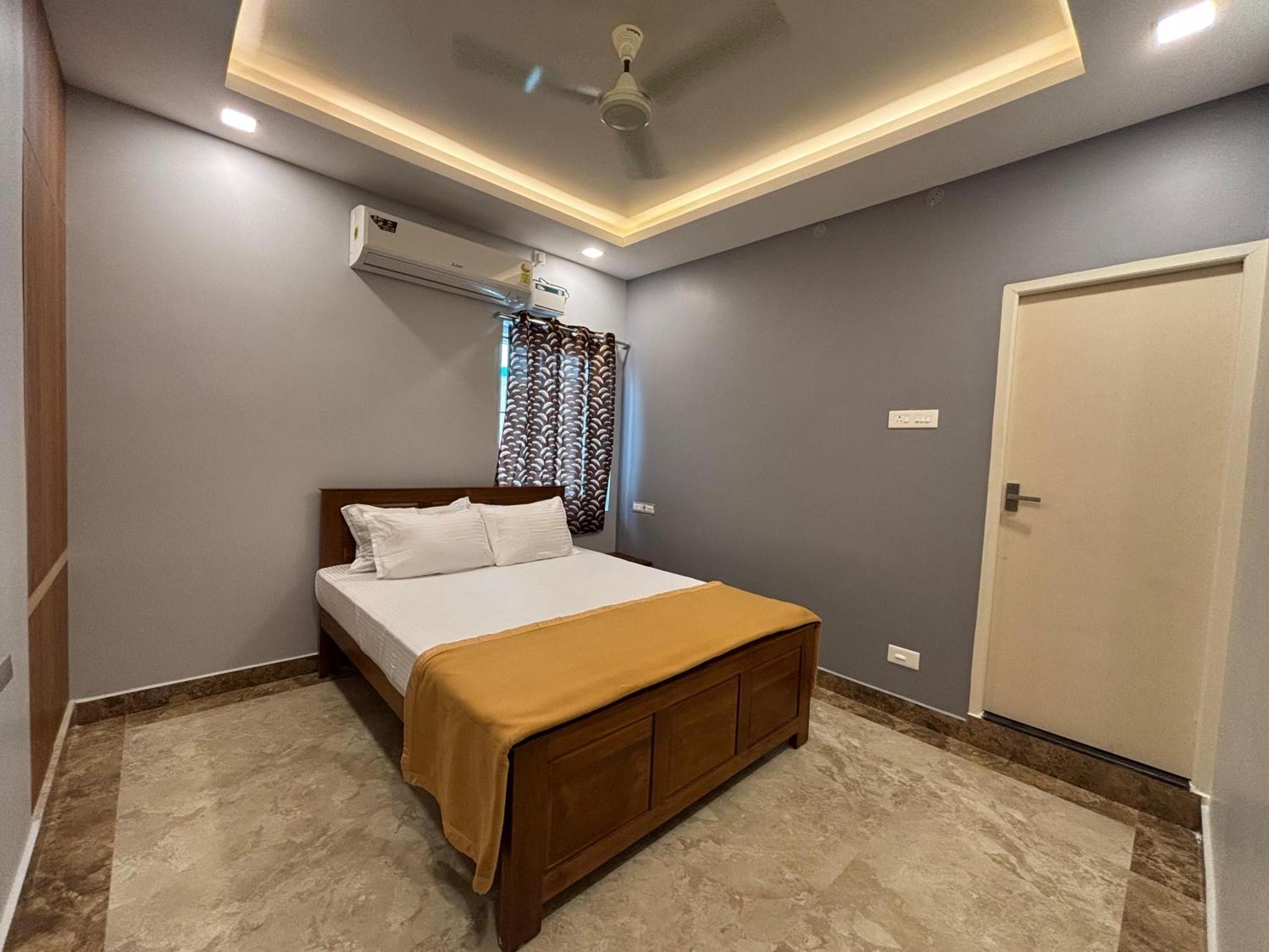Srirangam Nandavanam Service Apartments Tiruchirappalli Eksteriør bilde
