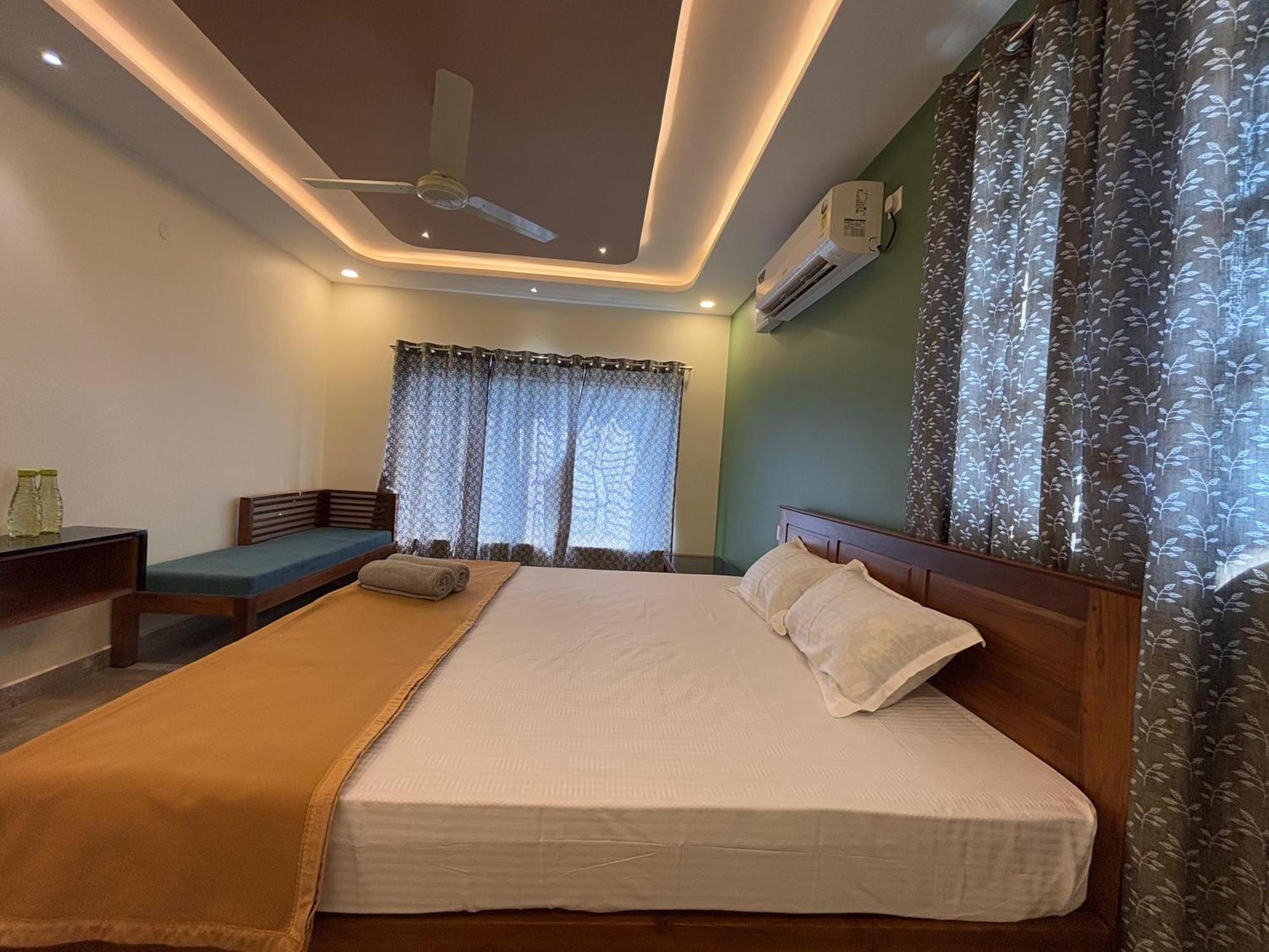 Srirangam Nandavanam Service Apartments Tiruchirappalli Eksteriør bilde