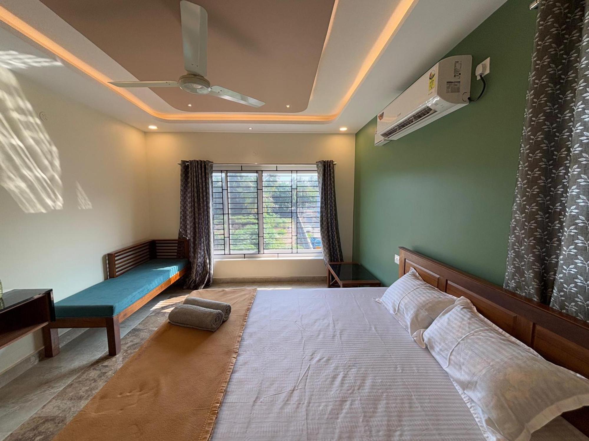 Srirangam Nandavanam Service Apartments Tiruchirappalli Eksteriør bilde